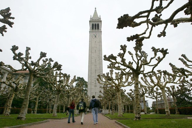Report: Calif. Awful at Sending Students to College