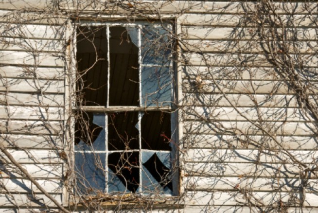 County to Fund Rehabilitation of Abandoned Homes 
