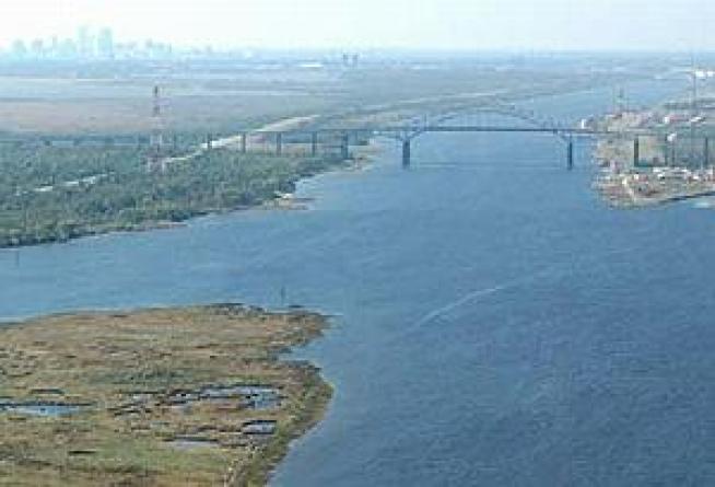 Storm Surge Barrier Going Up to Protect New Orleans