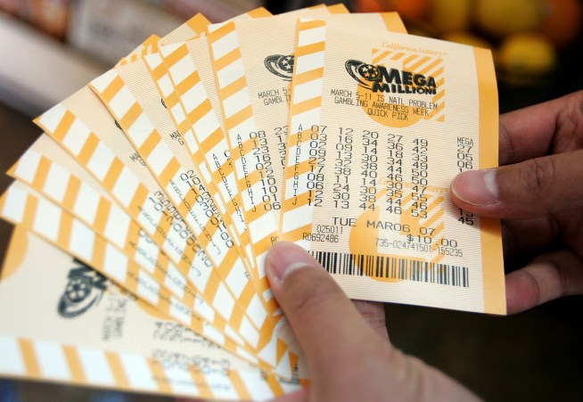 No Winners, So Mega Millions Hits $325M