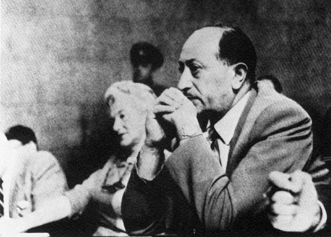Nazi-Hunter Worked for Mossad, Biography Says