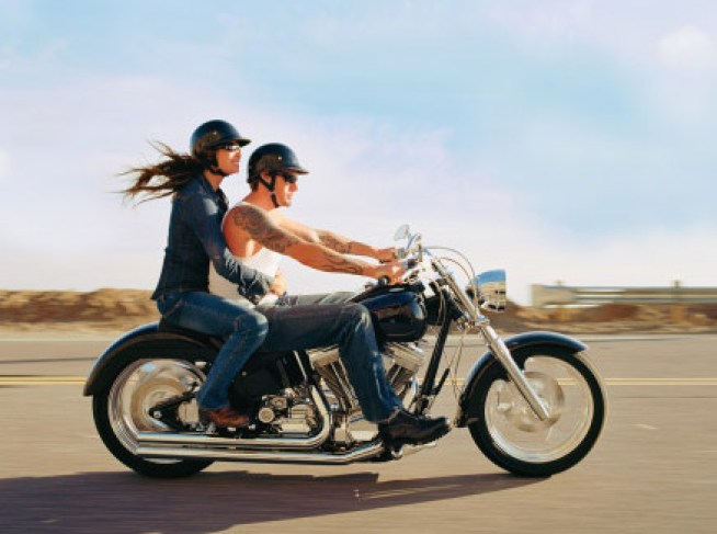 California Cruisin': Motorcyclists Roll Out for Charity