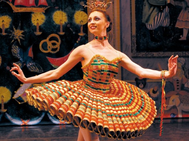 Famous Troupe, Famous Ballet, Just One Night