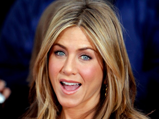 Report: Jennifer Aniston and Courteney Cox May Reunite on TV
