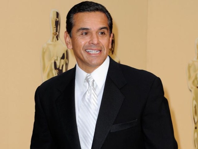 Mayor Kick's Off Oscar Weekend With House Party for Nominees