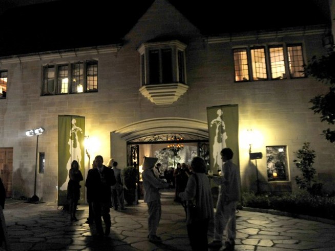 7/31: A Famous Mansion Bewitches