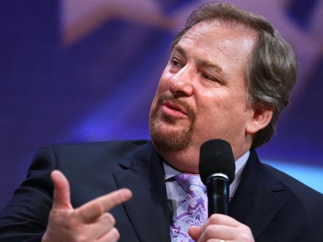 Pastor Rick Warren says the Saddleback Church needs $900,000 before tomorrow and is asking his flock to dig deep to help keep the organization out of debt.