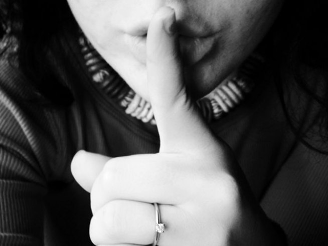 Internet Commenters: Your Anonymous Secret's Out