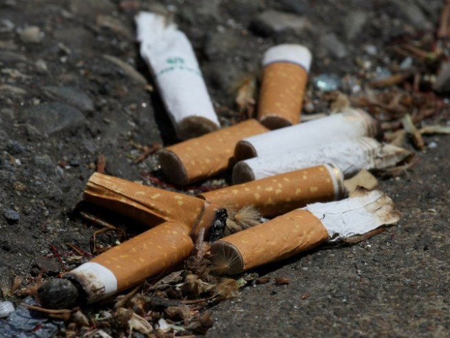 Smoking Bans Cut Heart Attacks: Study