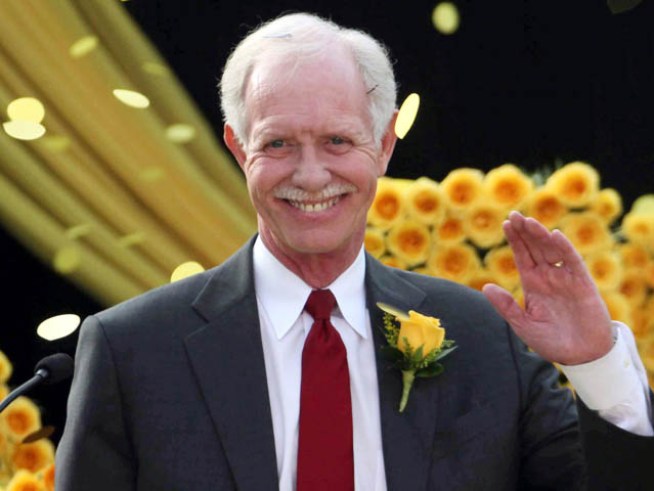 Sully Lands Atop Rose Parade