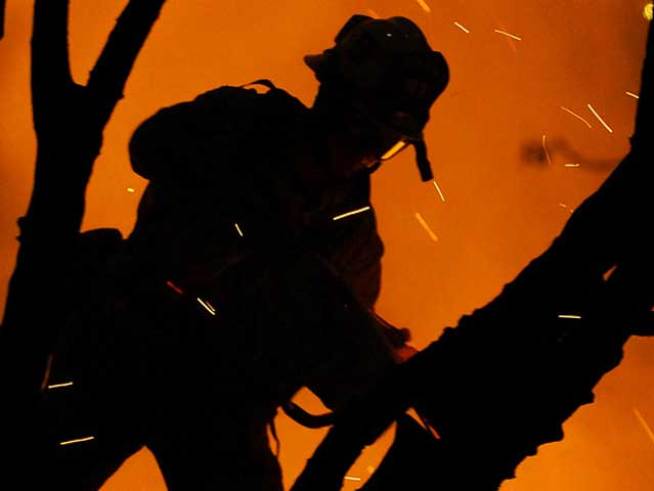 Fire Burns for Day 4 in San Rafael Wilderness