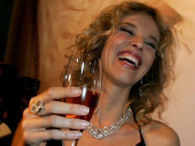 8/21: Vintage Shopping and Vino