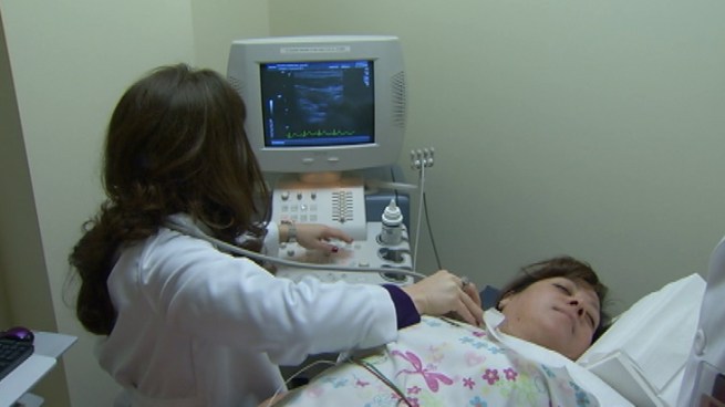Thanks to new technology from JPL, doctors may be a step closer to predicting heart attacks. Dr. Joseph Pachorek relies on an ultrasound test using software called ArterioVision developed at the lab to predict future heart disease of his patients. Lolita Lopez reports for the NBC4 News at 5 p.m. on February 1, 2013.