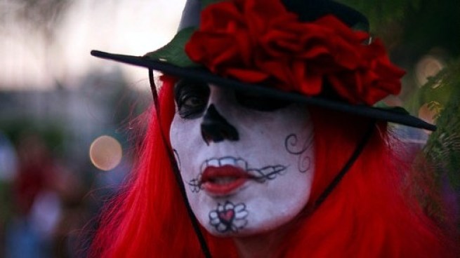 Weekend events include a scavenger hunt in one of LA's oldest neighborhoods and Dia de Los Muertos at Hollywood Forever.