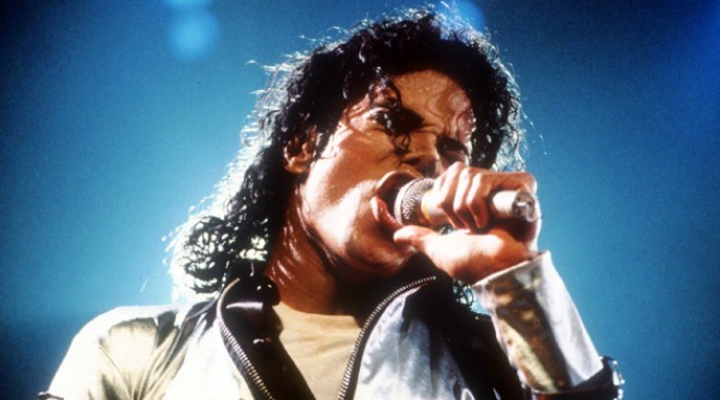 Cops Probe Coroners for Selling Jacko's Death Info