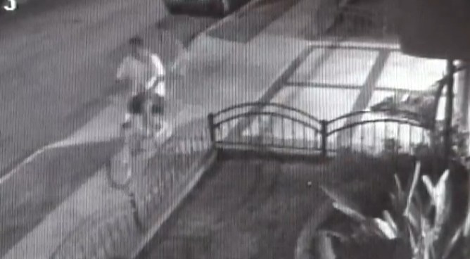 At least a dozen crimes were reported from September through November, police said, and they suspect there may be more victims. All of the female victims were walking on a sidewalk when the man rode up behind them on a bicycle and grabbed either their buttocks or breasts as he passed by. Kim Baldonado reports from Long Beach for the NBC4 News at 11 p.m. on Dec. 3, 2012.
