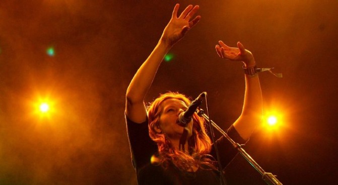 6/12: Neko Case, Kelly McGillis, Free Dance Party
