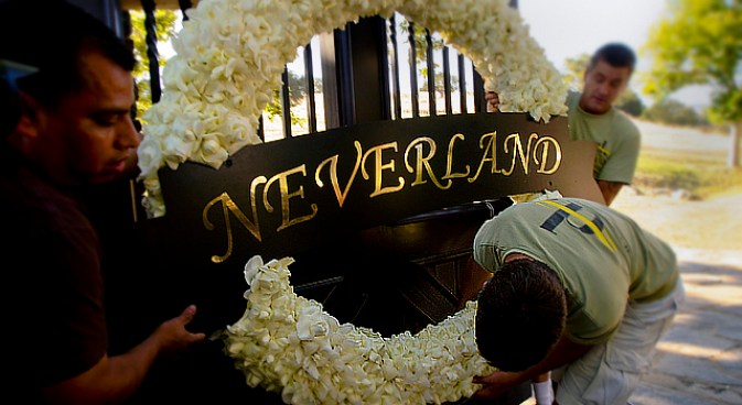 Finally There's a Michael Jackson Public Memorial