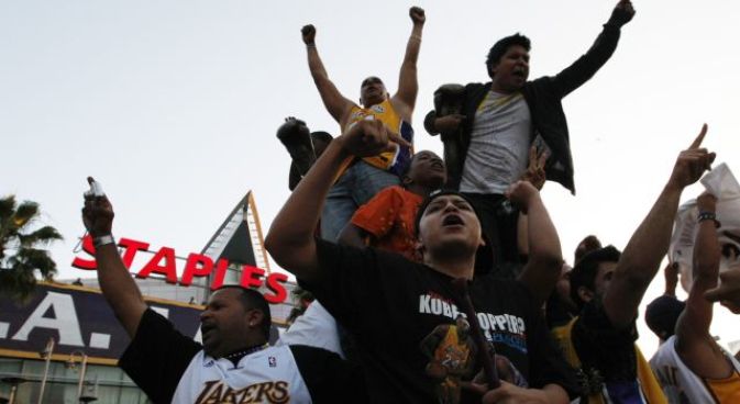 Downtown Streets to Close During Lakers Parade