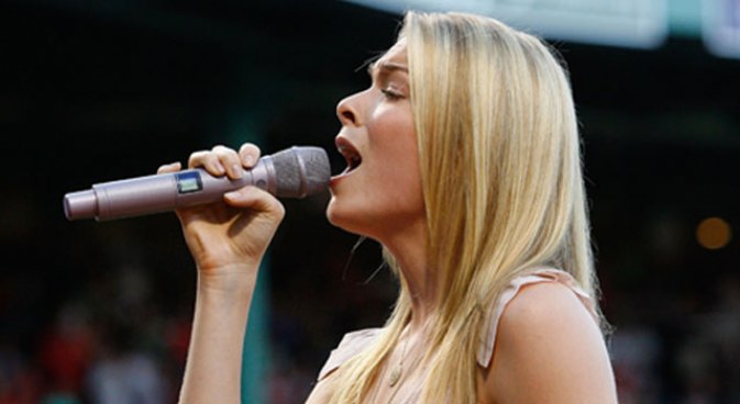 LeAnn Rimes Involved In Auto Accident After Going Public With Eddie Cibrian