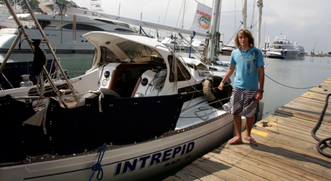 Teen Circumnavigator Sails for Home