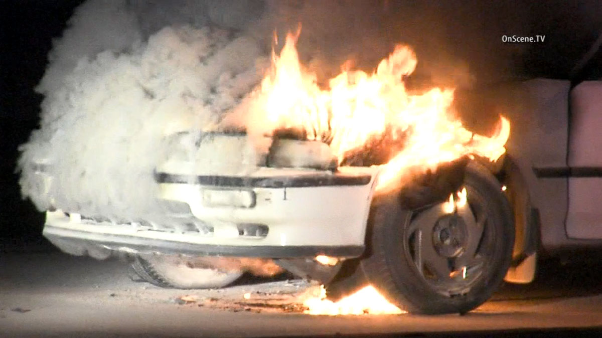 100-MPH Pursuit Ends When Car Catches Fire on Los Angeles Freeway – NBC ...