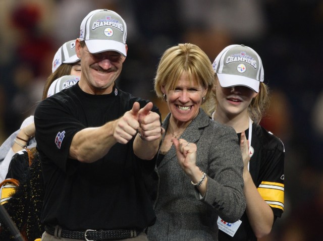 Former NFL Coach Bill Cowher's Wife Dies Of Skin Cancer 