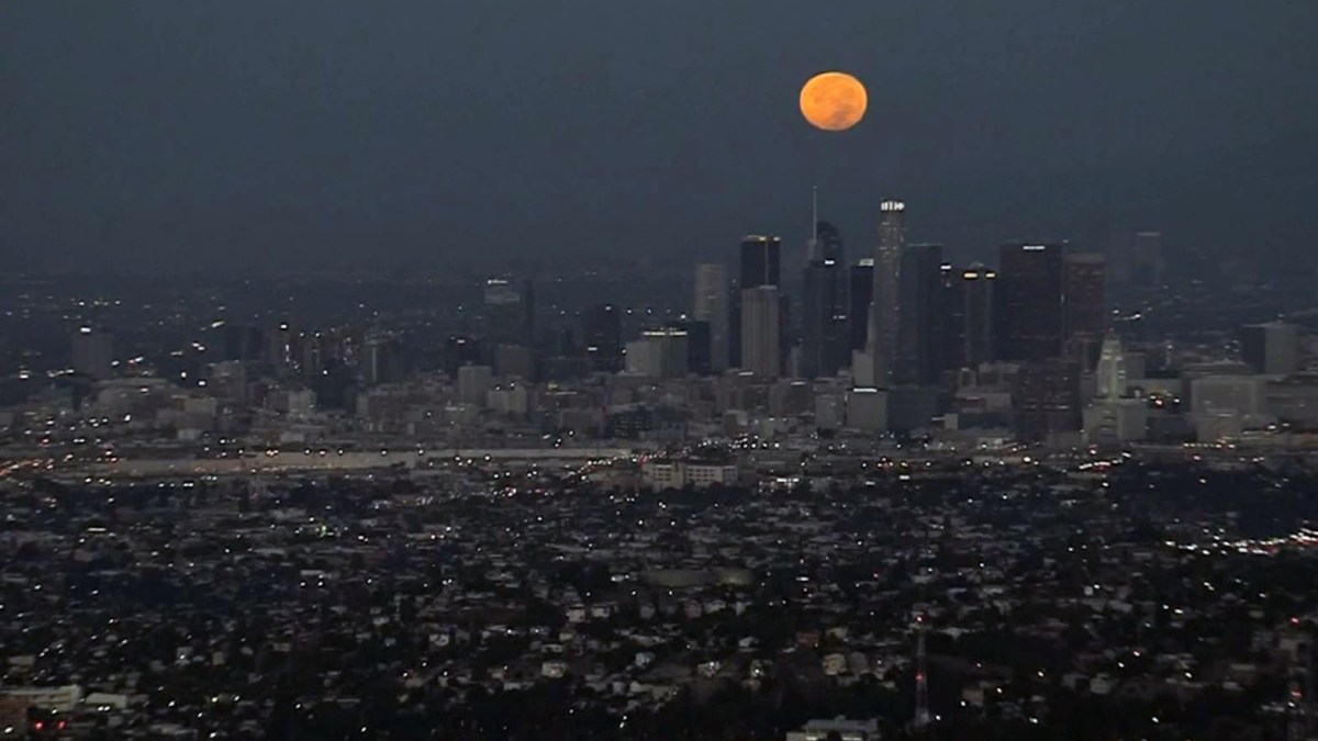 Get Ready for a Rare October Harvest Moon NBC Los Angeles