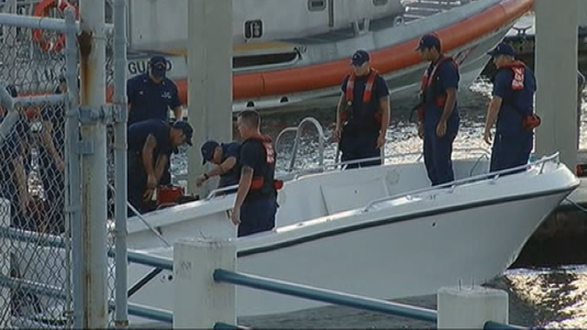 4 Killed, 11 Rescued After Boat Capsizes Off Miami Beach – NBC Los Angeles