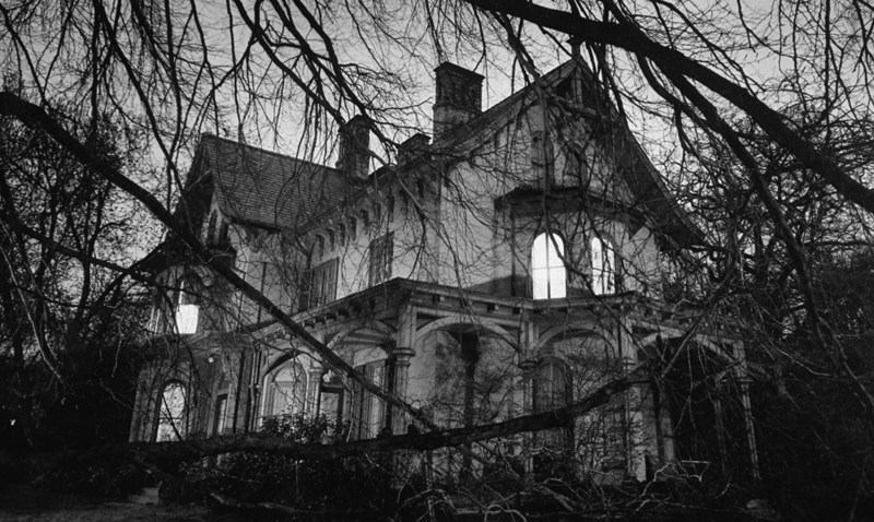 103008 Haunted House