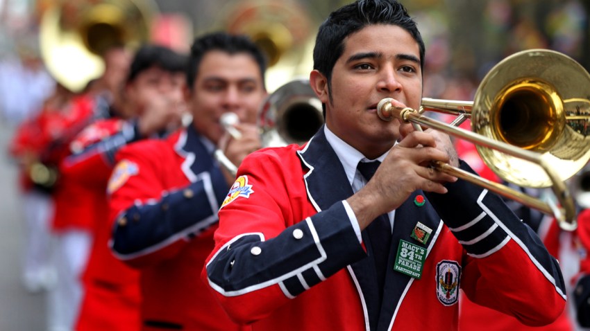 12-25-2015-pedro-molina-band-rose-parade-AP_558047716104