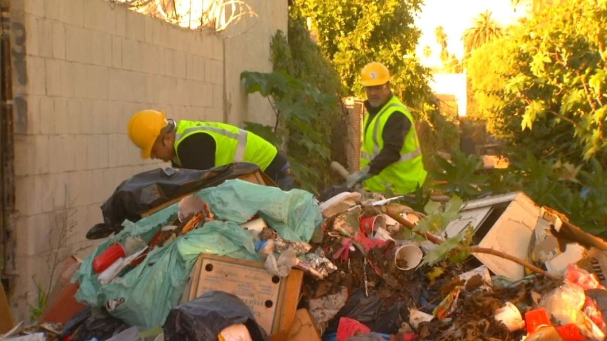 New LA Trash Plan Not Enough to Clean Streets NBC Los Angeles
