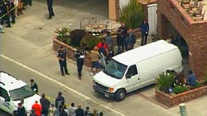 Seau Coroner Van