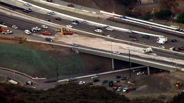 Northbound 405 Freeway Reopens After Fuel Spill Closure โ NBC Los Angeles Northbound 405 Freeway Reopens After Fuel Spill Closure โ NBC Los Angeles