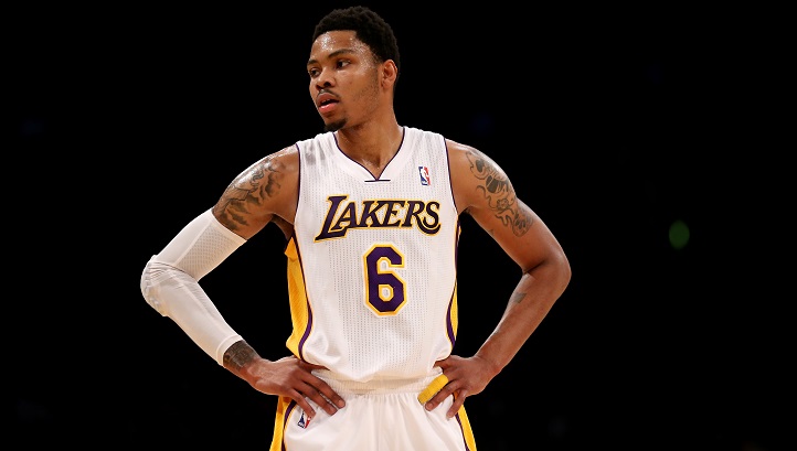 Lakers_Clippers_Bazemore_injury_79252025