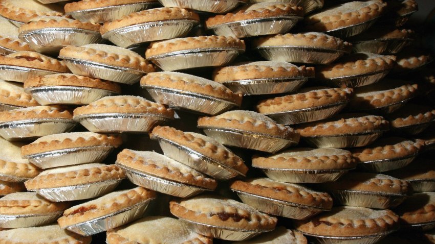 72653966MC003_mince_pie