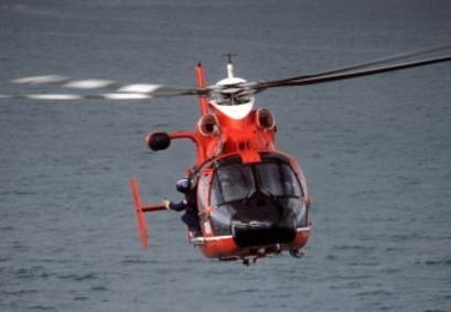 Kayakers Rescued In Rough Waters Nbc Los Angeles