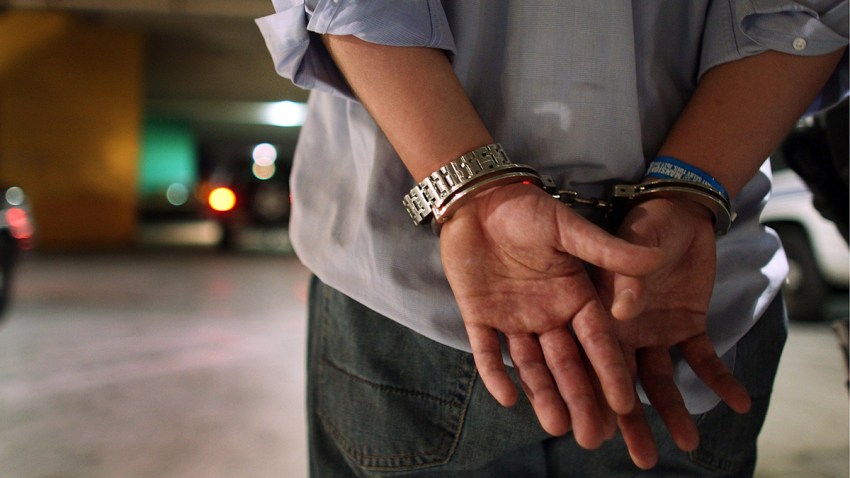 74987628JR002_MIAMI_POLICE_