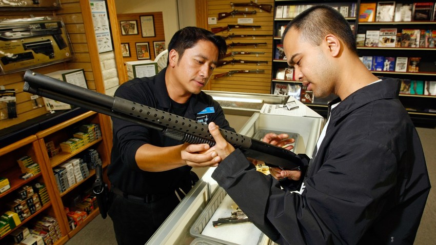 gun show bullet rifle ammunition