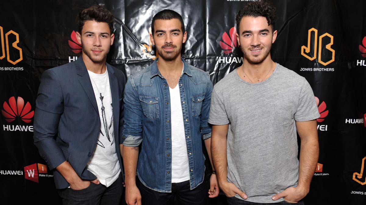 jonas brothers write farewell letter thank fans for jonas brothers write farewell letter thank fans for