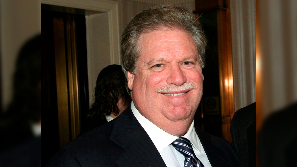 Prominent GOP Fundraiser Charged in Covert Lobbying Effort 1