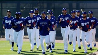 Dodgers express 'frustration' over the Astros' sign-stealing scheme and  discipline – Orange County Register