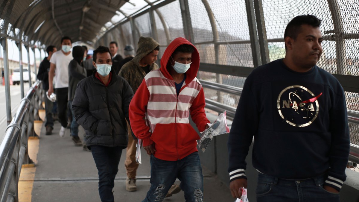 Trump Admin Plans to Block Asylum Seekers by Citing Public Health Risk of COVID-19 1