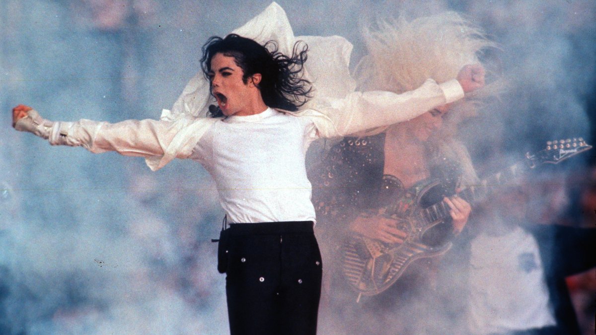 Michael Jackson's nephew Jaafar posts photo ahead of filming for uncle's biopic – NBC Los Angeles - Vimarsana News