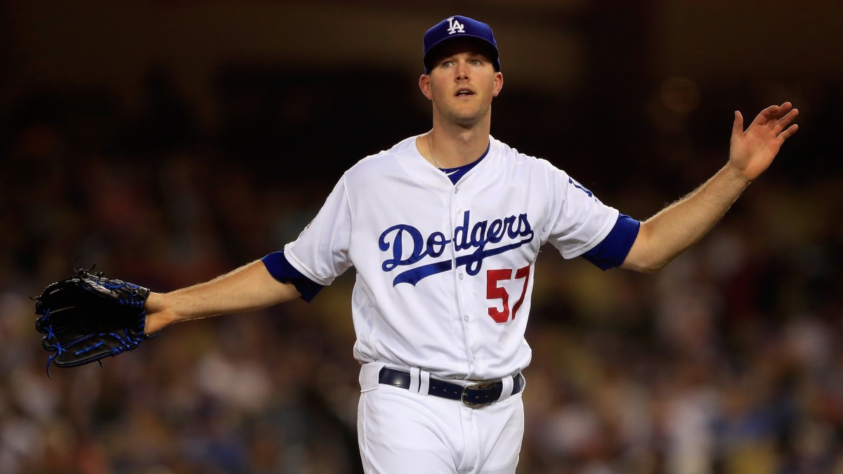 Alex Wood Signs $4 Million, Incentive-Laden New Contract with ...