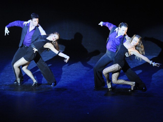 BallroomWithaTwistClass