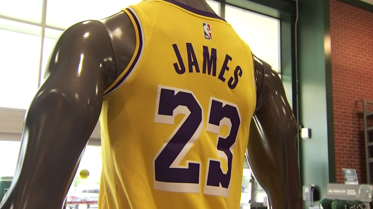 the new lakers jersey