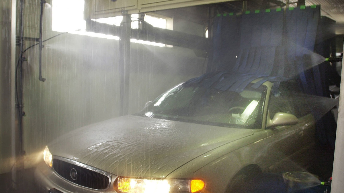 Inglewood Car Wash Fined More Than 900K for Wage Theft Violations