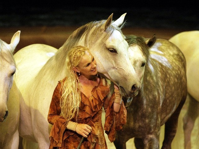 CavaliaGrande_Liberte_Sylvia_Zerbini_B_RGB