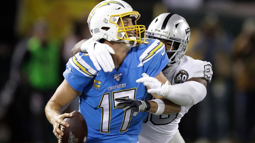 Chargers Raiders Football